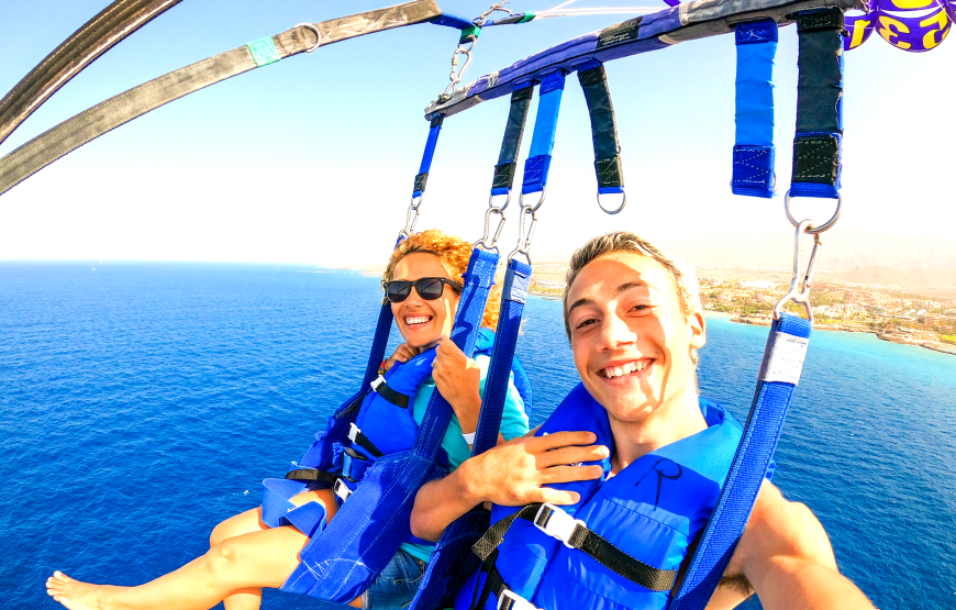 Parasailing (Free reservation)